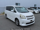Toyota Noah ZRR70W
