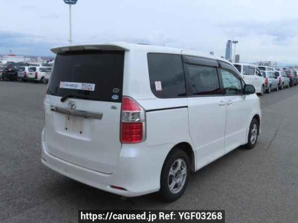 Used 2007 AT toyota noah ZRR70W Image[6]