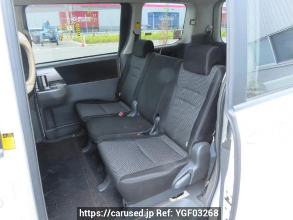 Used 2007 AT toyota noah ZRR70W Image[19]
