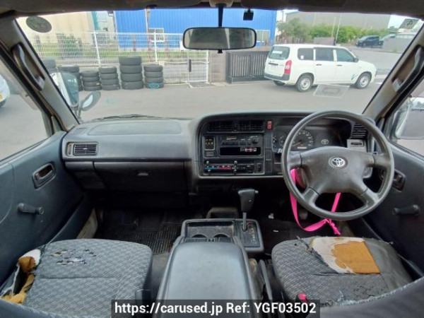 Used 2001 AT toyota hiace-wagon RZH111G Image[18]