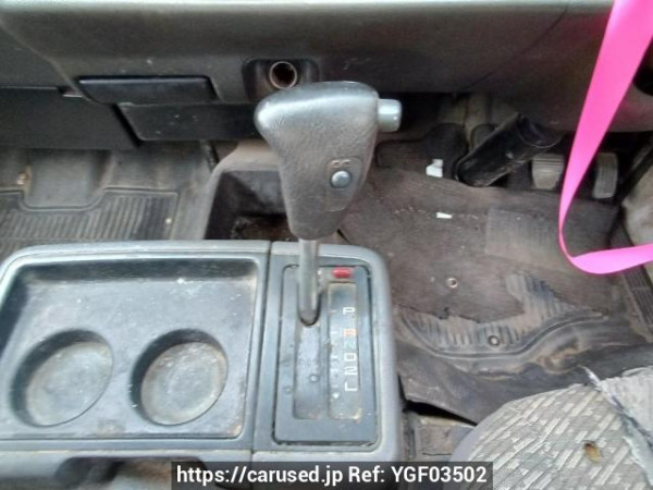 Used 2001 AT toyota hiace-wagon RZH111G Image[26]