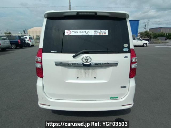Used 2010 AT toyota noah ZRR70W Image[5]