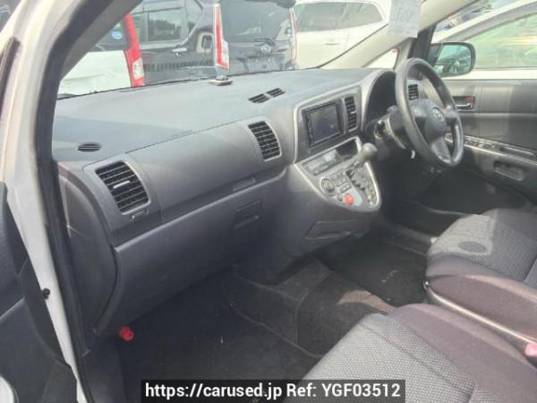 Used 2003 AT toyota wish ZNE10G Image[11]