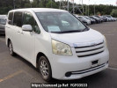 Toyota Noah ZRR70G