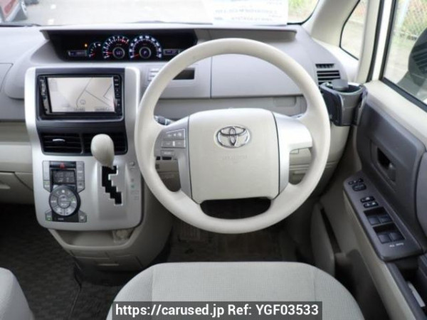 Used 2009 AT toyota noah ZRR70G Image[20]