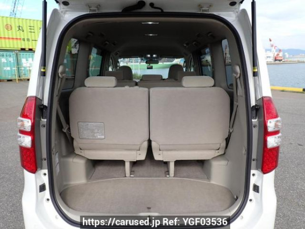 Used 2010 AT toyota noah ZRR70G Image[8]