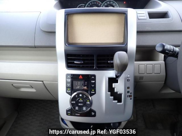 Used 2010 AT toyota noah ZRR70G Image[19]