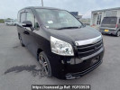 Toyota Noah ZRR70G