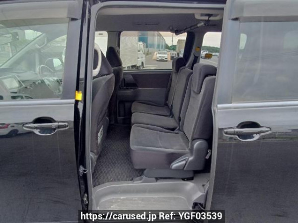 Used 2007 AT toyota noah ZRR70G Image[16]