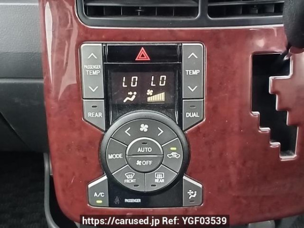 Used 2007 AT toyota noah ZRR70G Image[25]