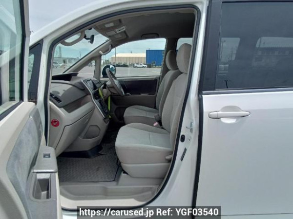 Used 2009 AT toyota noah ZRR70G Image[14]