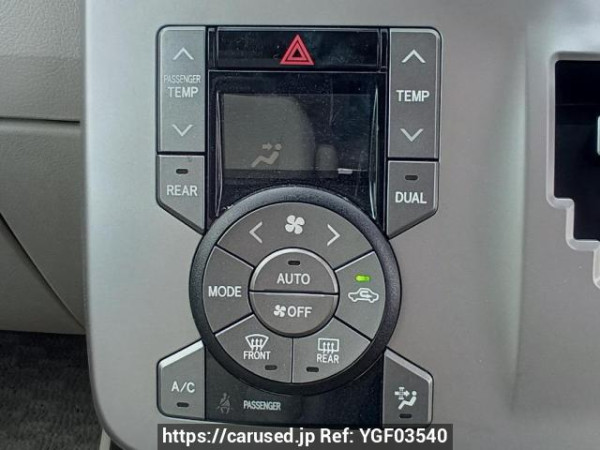Used 2009 AT toyota noah ZRR70G Image[25]