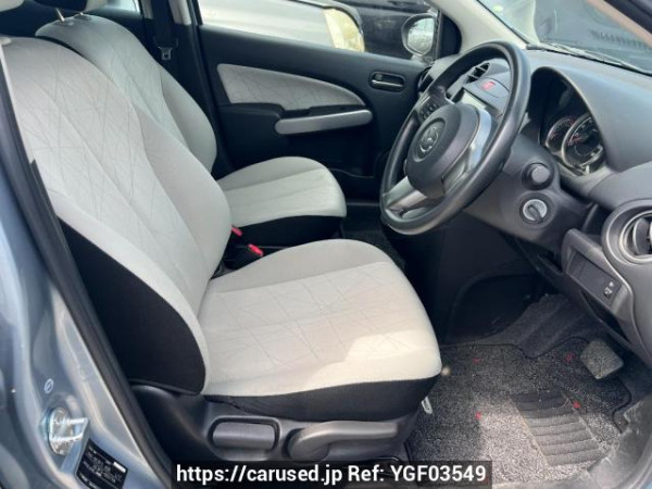Used 2013 AT mazda demio DE3FS Image[8]