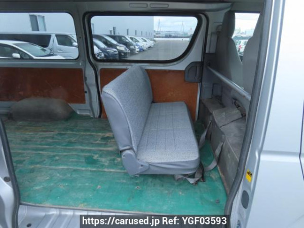 Used 2004 MT toyota hiace-van KDH205V Image[16]
