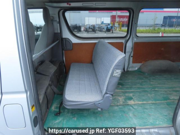 Used 2004 MT toyota hiace-van KDH205V Image[18]