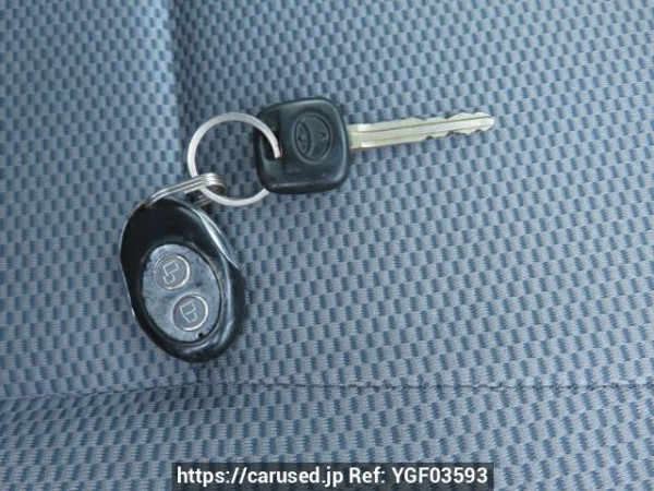 Used 2004 MT toyota hiace-van KDH205V Image[30]