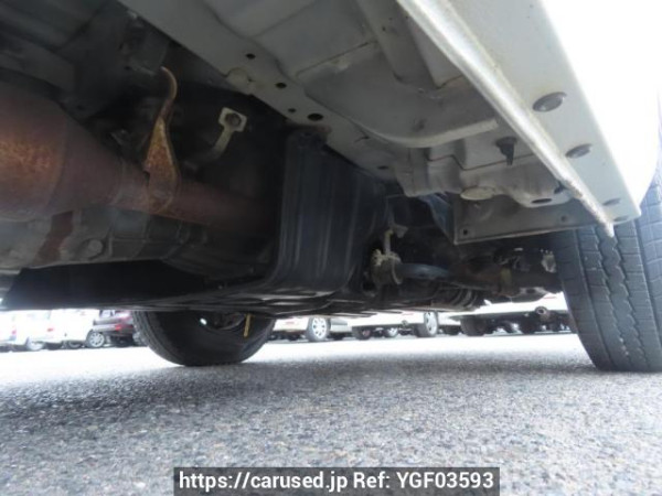 Used 2004 MT toyota hiace-van KDH205V Image[40]