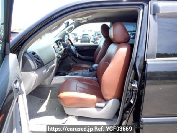 Used 2005 AT toyota hilux-surf TRN215W Image[12]