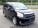 Toyota Noah ZRR70W