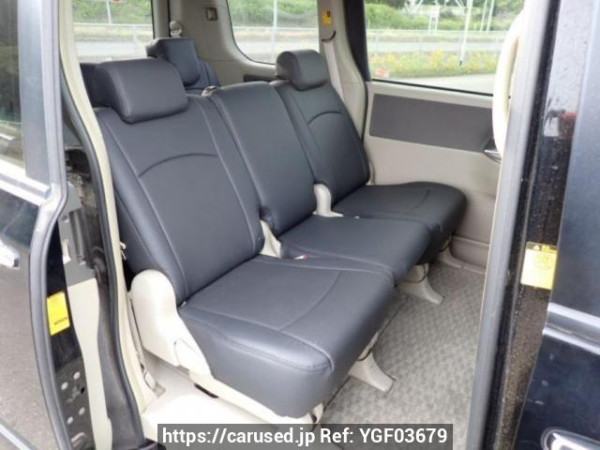 Used 2009 AT toyota noah ZRR70W Image[14]