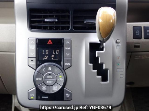 Used 2009 AT toyota noah ZRR70W Image[25]