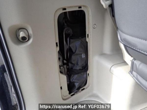 Used 2009 AT toyota noah ZRR70W Image[41]