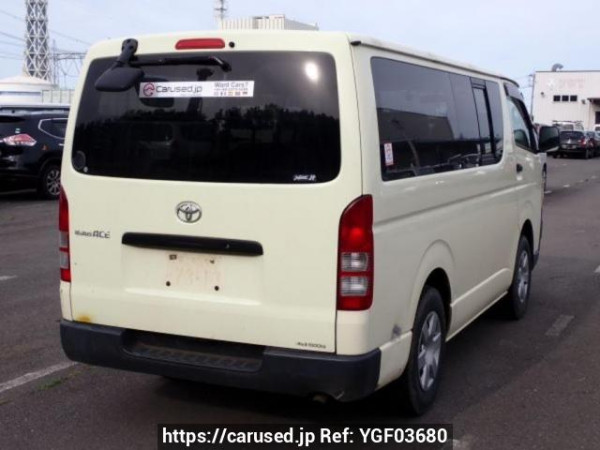 Used 2005 AT toyota regiusace-van KDH205V Image[6]