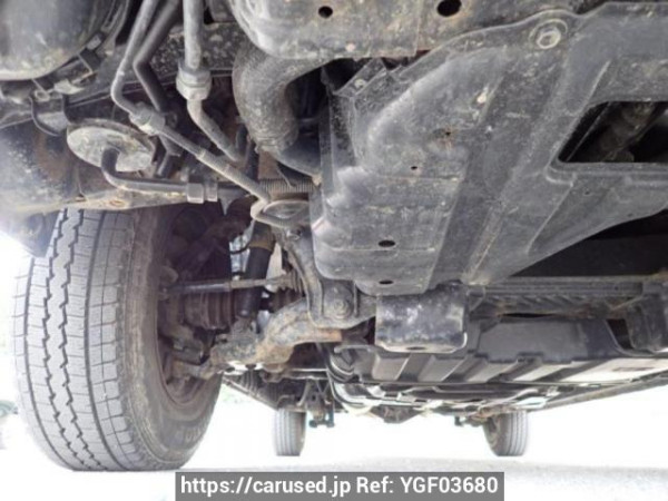 Used 2005 AT toyota regiusace-van KDH205V Image[32]
