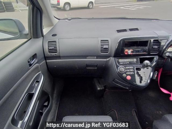 Used 2003 AT toyota wish ZNE10G Image[19]