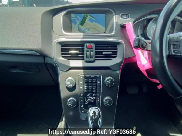 Used 2015 AT volvo v40 MB4164T Image[21]
