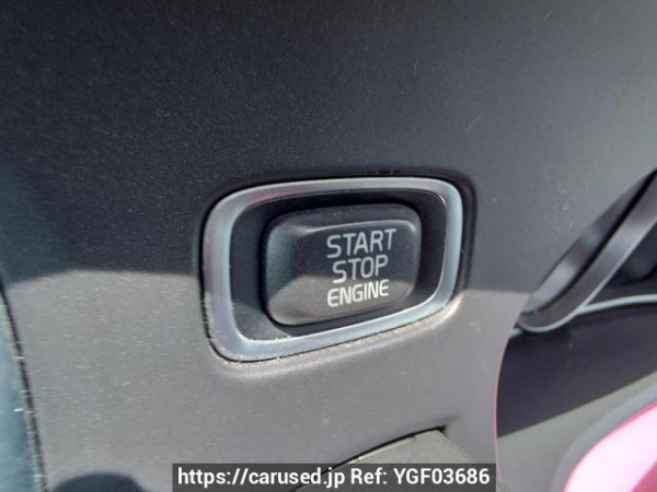 Used 2015 AT volvo v40 MB4164T Image[25]