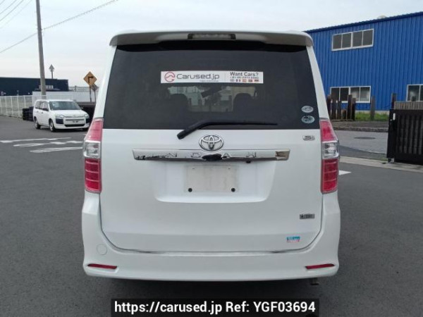 Used 2009 AT toyota noah ZRR70W Image[5]