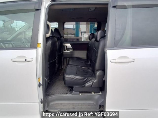 Used 2009 AT toyota noah ZRR70W Image[16]