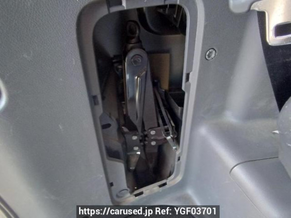 Used 2009 AT toyota noah ZRR70W Image[43]
