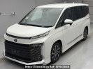 Toyota Voxy ZWR90W