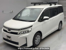 Toyota Voxy ZRR80G