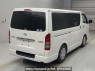 Used 2013 AT toyota regiusace-van KDH201V Image[1]