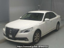 Toyota Crown GRS211