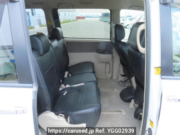 Used 2009 AT toyota noah ZRR70G Image[20]