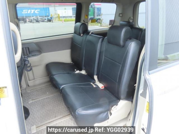 Used 2009 AT toyota noah ZRR70G Image[21]