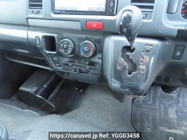 Used 2006 AT toyota regiusace-van KDH205V Image[26]