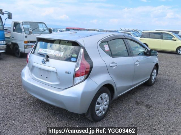 Used 2017 AT toyota aqua NHP10 Image[6]