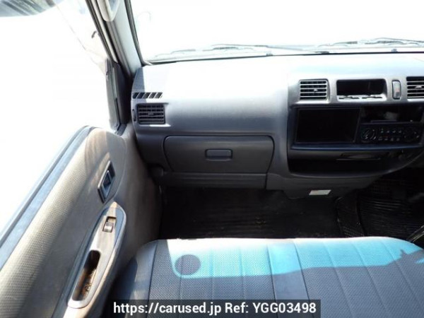 Used 2005 MT mazda bongo-van SKF2V Image[16]