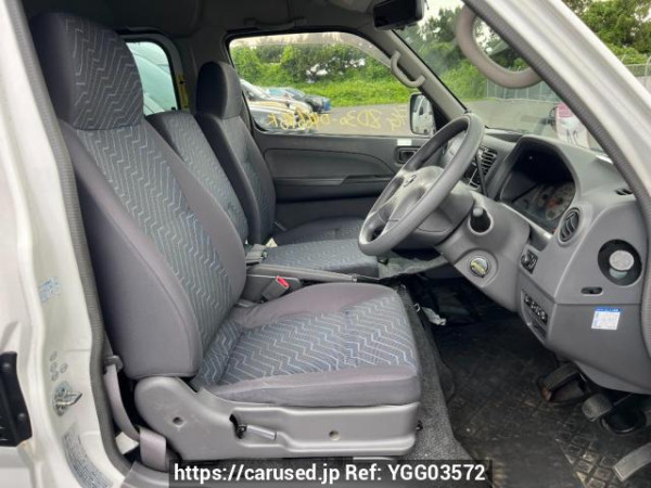 Used 2006 AT nissan caravan-bus DWMGE25 Image[9]