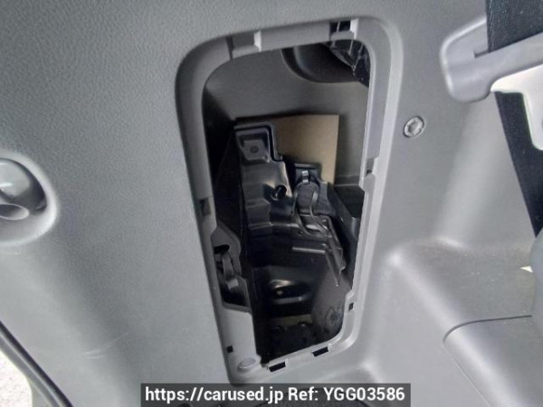 Used 2008 AT toyota noah ZRR75W Image[42]