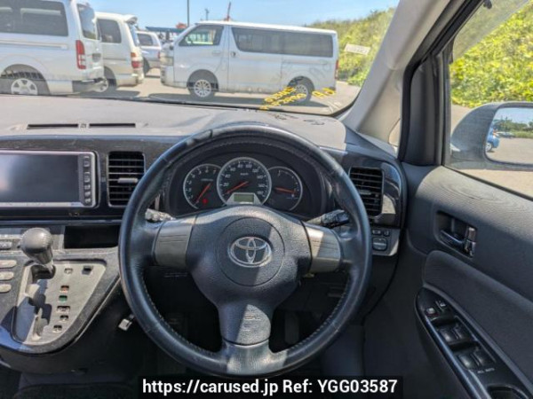 Used 2003 AT toyota wish ZNE10G Image[18]