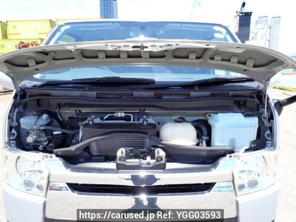 Used 2017 MT toyota hiace-van KDH201V Image[9]