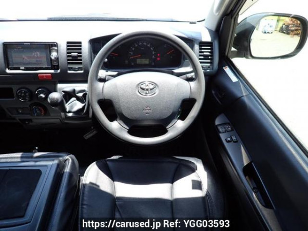 Used 2017 MT toyota hiace-van KDH201V Image[20]
