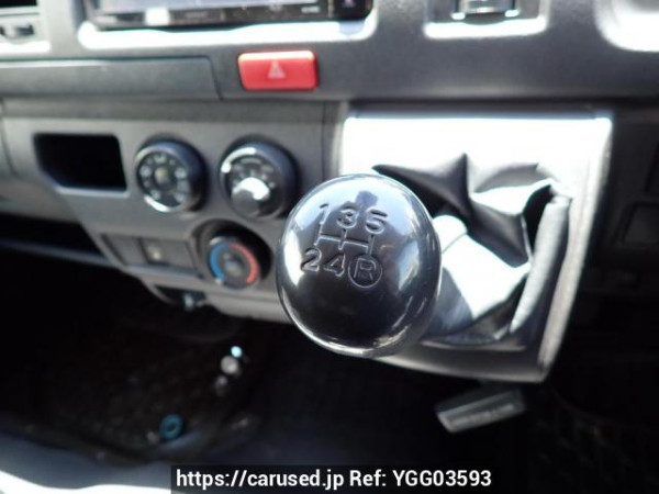 Used 2017 MT toyota hiace-van KDH201V Image[23]