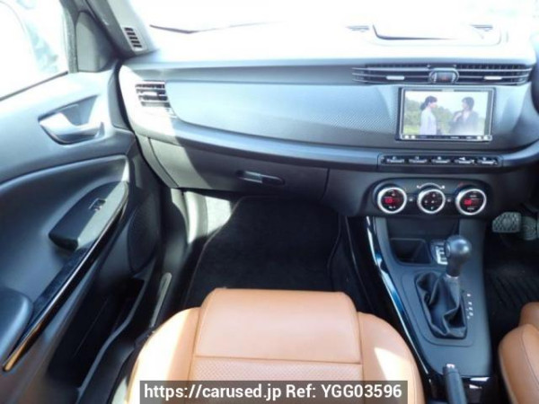 Used 2013 AT alfa-romeo giulietta 940141 Image[17]